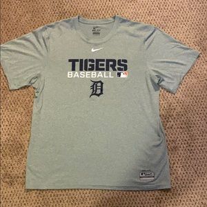 Men’s Detroit Tigers Shirt
